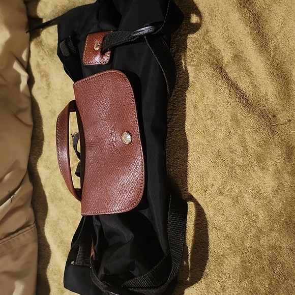 Authentic longchamp dark backpack - Picture 8 of 9